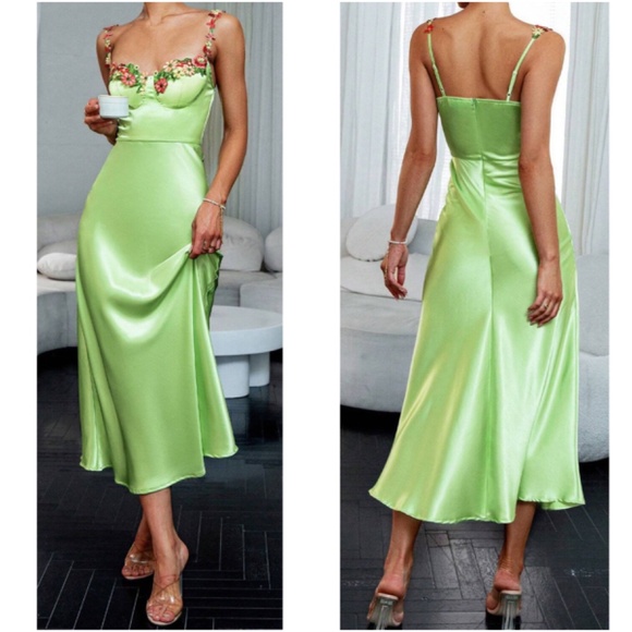 Luxe Floral Embroidered Satin Midi Evening party Midi Dress - Picture 8 of 9